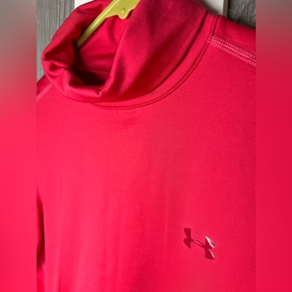 D12.6 LIKE NEW Under Armour Cold Gear Fitted Long Sleeve Turtleneck Med - Picture 2 of 6